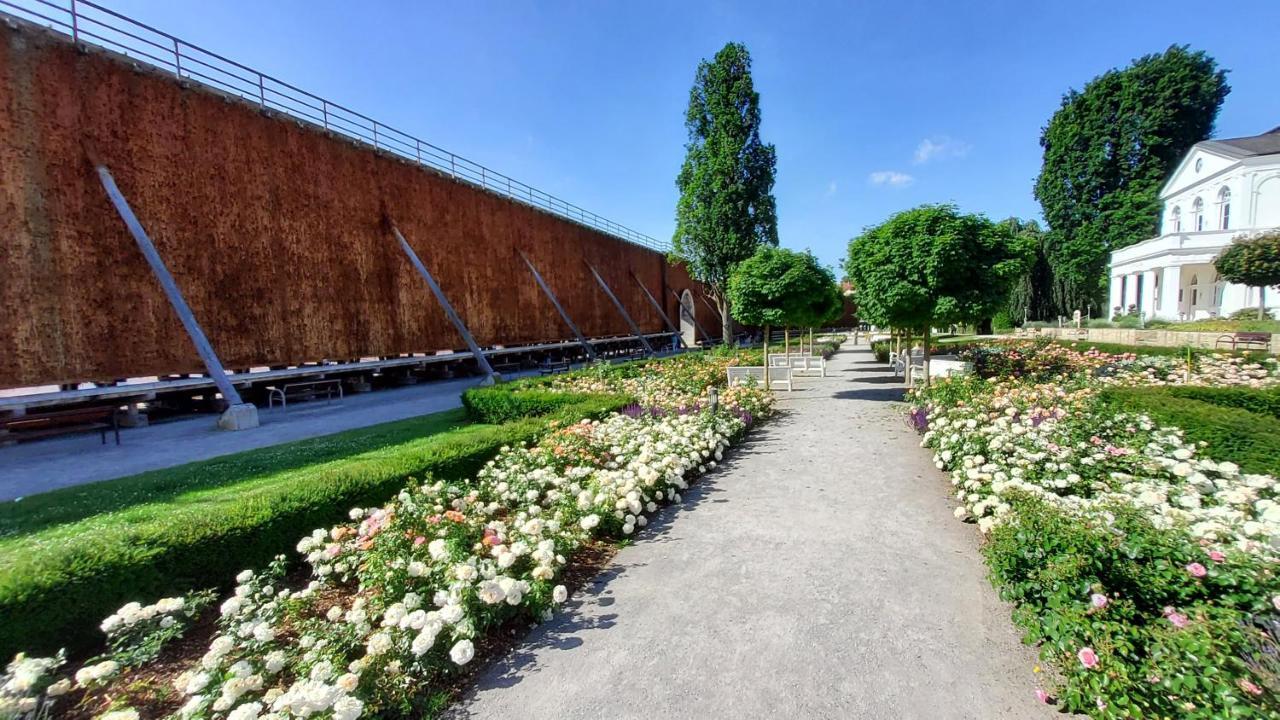 Hotel & Cafe Kleinergruenauer Bad Salzuflen Bagian luar foto